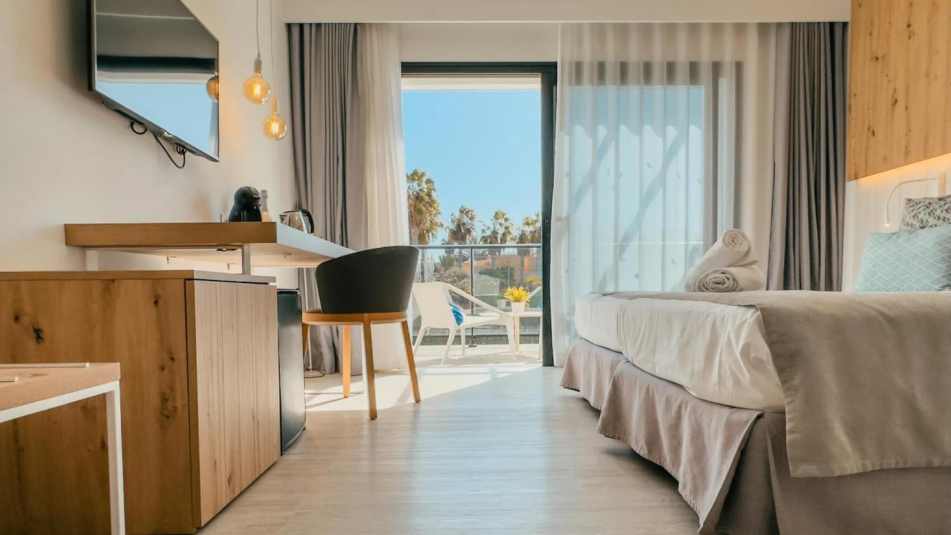 Labranda Corralejo Village Hotel