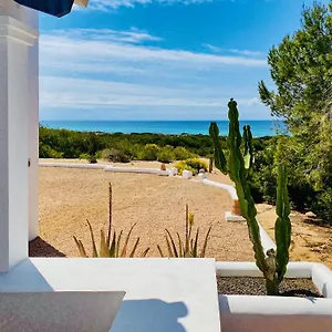 Voga Mari - Astbury Formentera Spanien